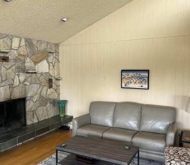 South Addition Apartment | The Nordic @ 1400K