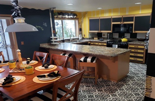Sunriver Condo | The Ridge at Sunriver - Condo #3 - Access provided to S.H.A.R.C. Aquatics Park. Only condos next door to S.H.A.R.C. Two minute walk to S.H.A.R.C. Facility. Private Ridge HOA Pool and Year Round Hot Tub Too! Includes 4 bikes.
