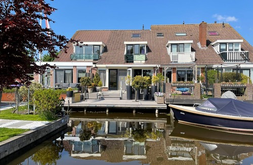 Rijpwetering House | This property is a true prime location in the Green Heart with waterfront terrace