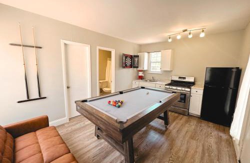 Grogan's Mill House | Tranquil Escape with pool and casita. Pet ok. Spring TX