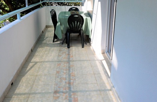 Marina Apartment | Two bedroom apartment with terrace and sea view Marina, Trogir (A-10238-a)