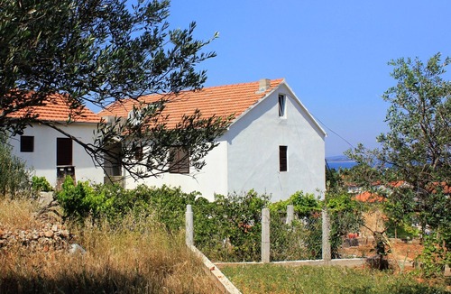 Zman Apartment | Two bedroom apartment with terrace and sea view Žman, Dugi otok (A-887-a)