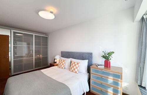 Xujiahui Apartment | Tyms 2BR Apt Near ITC Xujiahui Line1 11