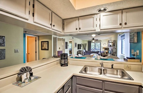 Myrtle Beach Apartment | Updated Myrtle Beach Getaway with 2 Community Pools!