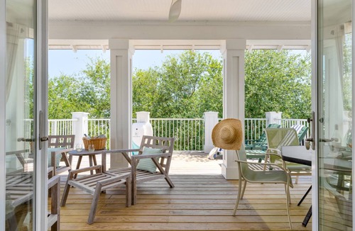 Sunnyside House | 255 m² House ∙ 4 bedrooms ∙ 13 guests