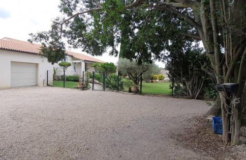 Tarascon House | Villa l'ESTEL en campagne avec piscine privée proche Arles et Avignon