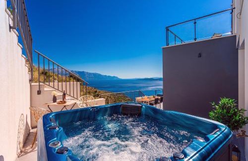 Lokva Rogoznica Villa | Villa Mia with private pool, Whirlpool, gym, sauna, seaviews