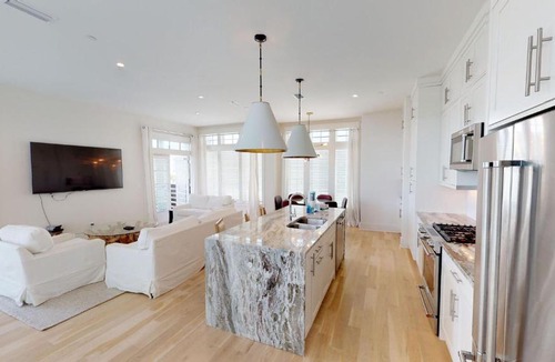 Seagrove Beach House | Vista del Mare - 45 Seapointe Lane by Dune Vacation Rentals
