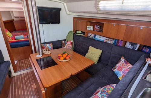 Le Suquet Boat Rental | Voilier au Coeur de Cannes - Le Dielli