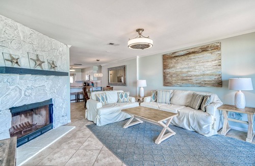 Seacrest House | Wake Up to the Waves at this Cozy Gulf-Front Escape Near Alys & Rosemary Beaches