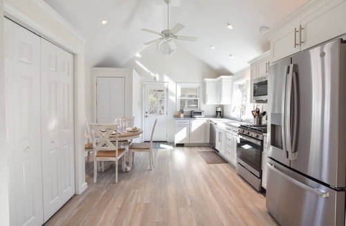 South Harwich House | Walk 300 Yards to Beach!