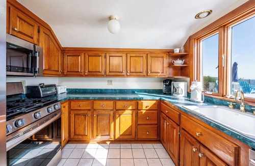 Dennis Port House | WATER FRONT BEACH FRONT CENTRAL A/C 180 DEGREE OCEAN VIEW