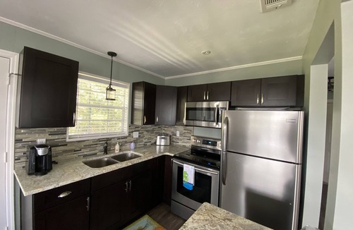 Crawfordville House | Waterfront -Beautiful sunsets, great fishing, scalloping & bird watching