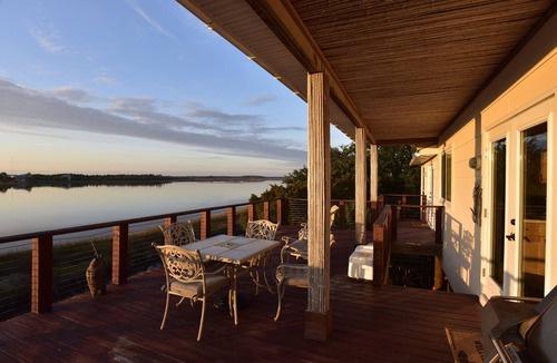 Crawfordville House | WATERFRONT Home - Dolphins, Sunsets, Fishing, Kayaks, Canoe, Wildlife