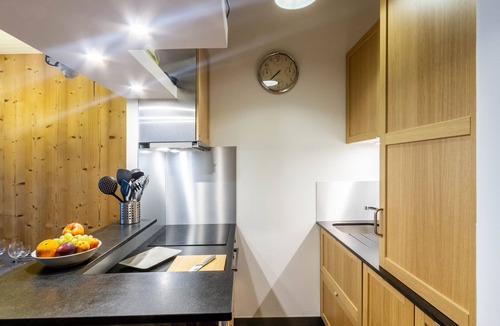 Val-d'Isere Apartment | Wellmaintain sunny 3-room apartment in quiet residence with superb mountain view