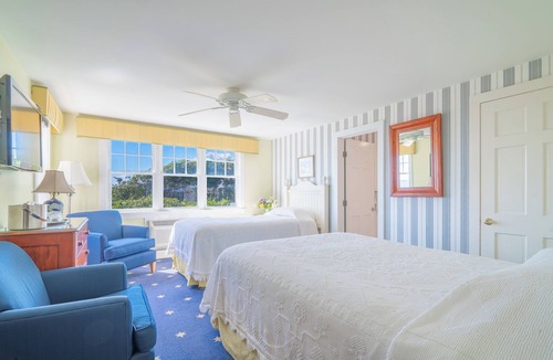 Harwich Port Bed & Breakfast | Winstead Beach Resort