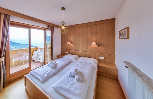 Salonetto Apartment | Wohnung "Mölten" by Interhome