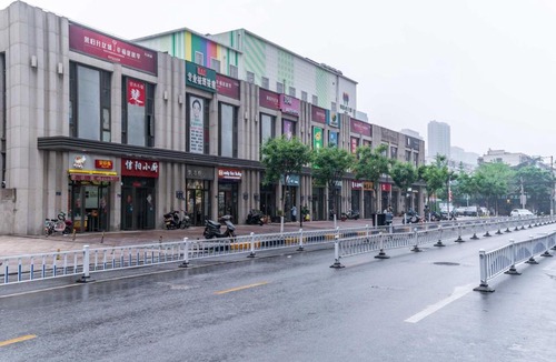 Erqi District Hotel | Zhengzhou Erqi · Erqi Wanda Complex ·