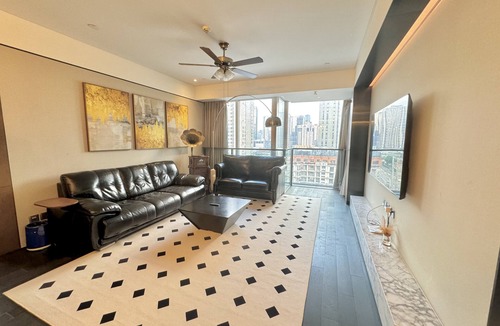Downtown Shanghai Apartment | ZHome-Luxury Three bedroom Suite-Near the Bund
