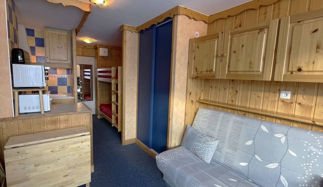 19m² Studio for 3 with south-facing balcony, Les Menuires