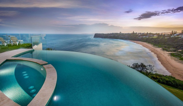 A PACIFIC PANORAMA by Palm Beach Holiday Rentals