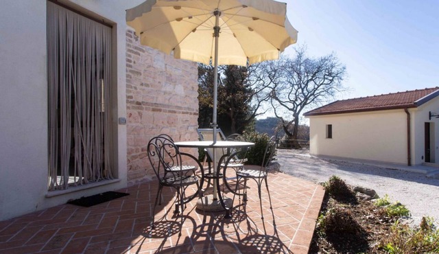 A04 - Massignano, two room apartment in the countryside 2