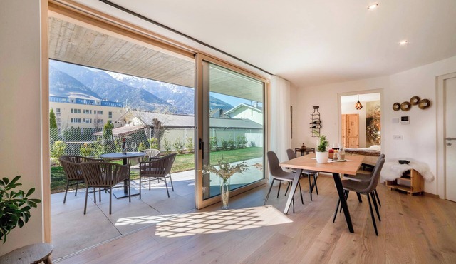 Adler Living Garden Apartment with Mountain View, Private Garden, and Wi-Fi