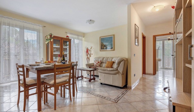 Apartment 'Dimora Fucine 33 - Casa Doppia' with Mountain View, Balcony and Wi-Fi