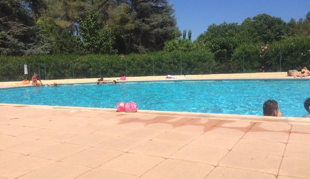 Apartment F2 in tennis golf swimming pool residence