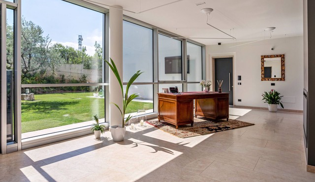 Apartment In A Hotel 'Midum Family Garden' with Mountain View, Wi-Fi and Air Conditioning