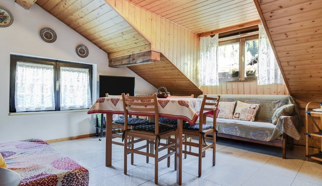 Apartment “Mansarda tra le Dolomiti di Brenta" with Mountain View & Balcony