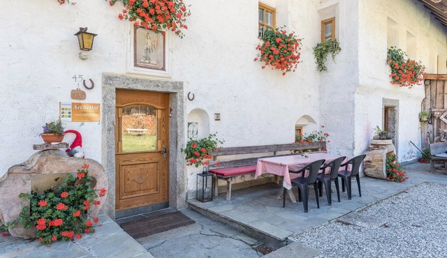 Apartment Oberwieserhof App 1 in South Tyrol, Shared Garden & Wi-Fi