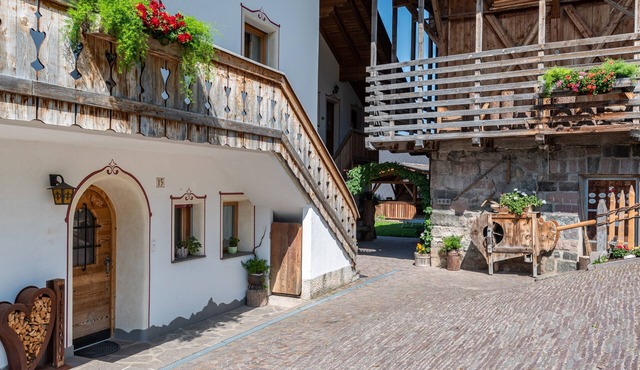 Apartment 'Schildberghof Panorama' with Mountain View, Balcony & Wi-Fi