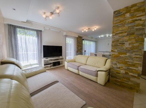 Appartament-villa 5 pieces au borde de la mer