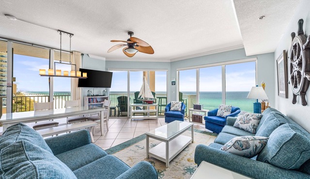 *Aug 11 - 15th Open! * Beautiful condo!