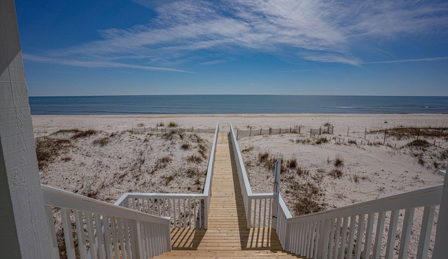 August 2026 Big Savings! Sun-Kissed on East End, 3BR/2.5BA