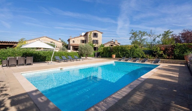 Bastide Var - Five Bedroom Villa, Sleeps 10