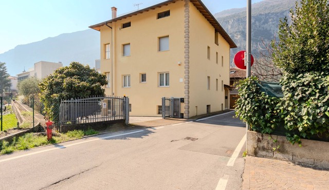Calicantus by Interhome