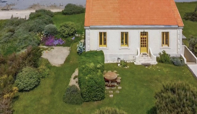 Character house, panoramic sea view - 8 guests