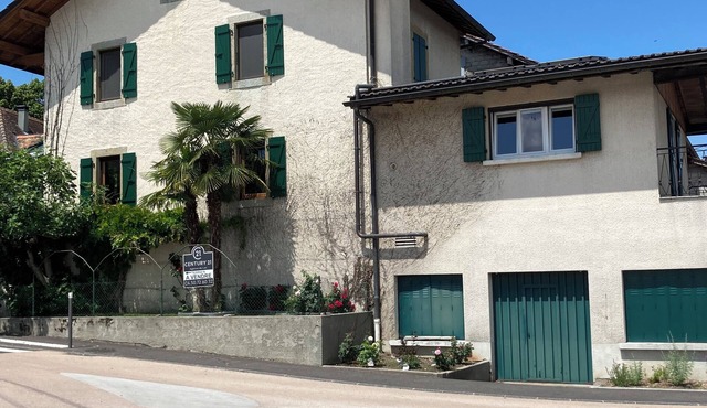 Charming accommodation 5 minutes from the lake