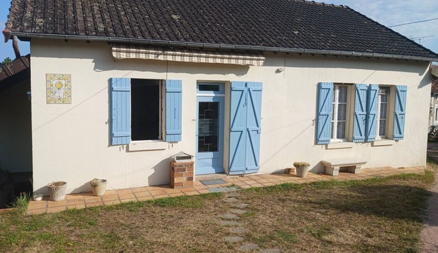 Charming gîte with panoramic views over the hills of the Morvan