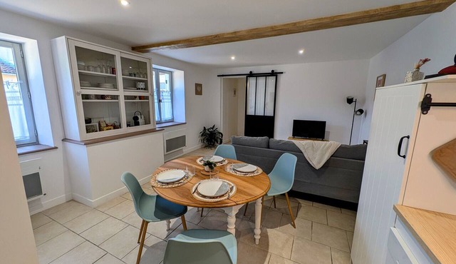 Comfortable cottage in Champlitte - 6 guests