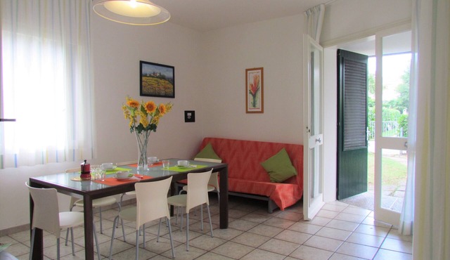 Comfy villa with charming garden