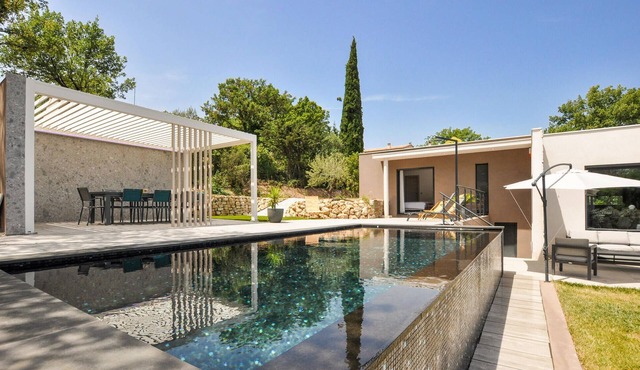 Cozy home in Callian with private swimming pool, can be inside or outside