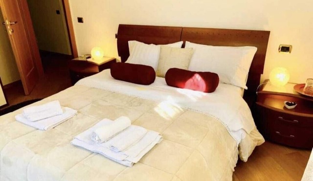 Double Room with Shared Bathroom