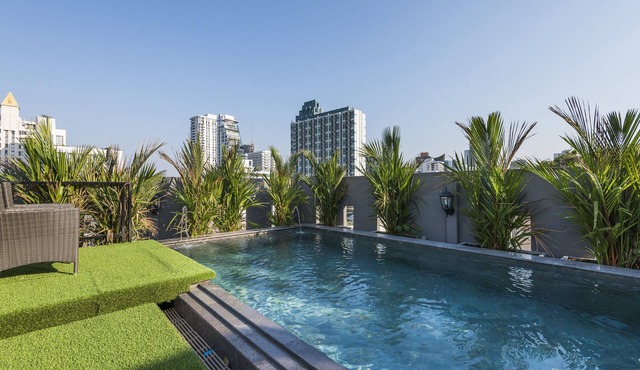 European Elegance 2BR Pool Access