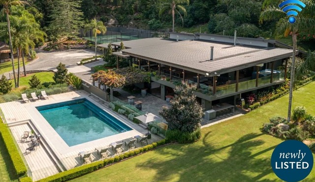Grants - spacious riverside escape on the Shoalhaven River