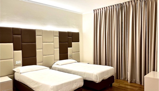 Green Park Hotel
