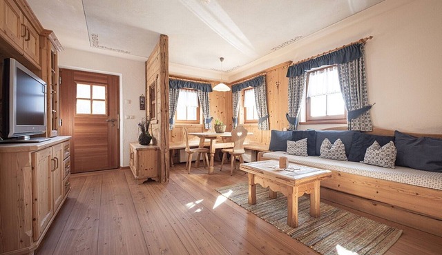 Holiday Apartment "Enzian" with Mountain View, Balcony & Wi-Fi