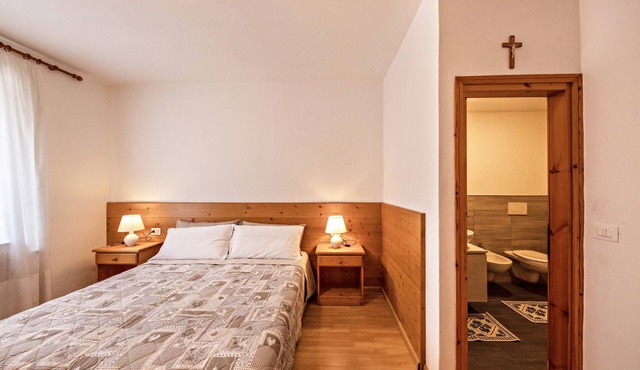 Holiday Apartment Primavera 2 with Mountain View, Wi-Fi & Garden